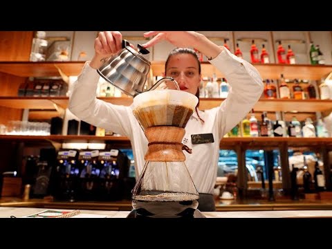 Mailand (Italien): Starbucks öffnet erstes Cafe