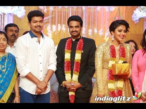 Ilayathalapathy Vijay at Director Vijay - Actress Amala Paul Wedding Reception | Marriage Video