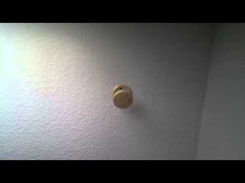 how to turn smoke alarm off