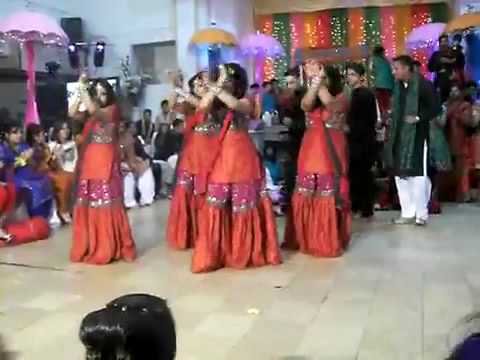 Nice Mehndi dance 2011