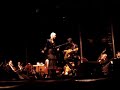 mariza and tito singing beautifully together, despite it being a rather cold & windy summer's night in the jardim do cerco in mafra. which comes as no surptise at all...........:o)