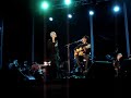mariza and tito singing beautifully together, despite it being a rather cold & windy summer's night in the jardim do cerco in mafra. which comes as no surptise at all...........:o)