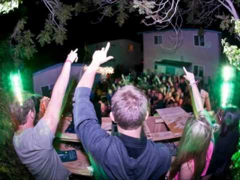 Cerebrum - PASADENA REPPIN IT. http://soundcloud.com/cerebrumsounds.