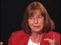 una hora recorriendo las galaxias, contemplando supernovas, acerc�ndose a los misterios del universo, viajando hacia el big-bang, entendiendo la vida y la muerte de las estrellas. eso resume la conversaci�n con mar�a teresa ruiz, premio nacional de ciencias exactas, que comparte su entusiasmo por la b�squeda de la 
