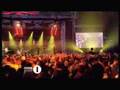 Mark Ronson - Just - Live feat Stu Zender