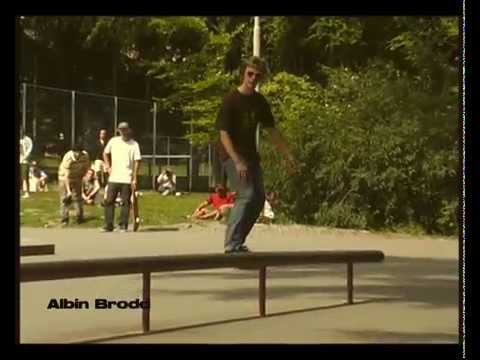 BMX BIKES TRICKS STUNTS CRASHES