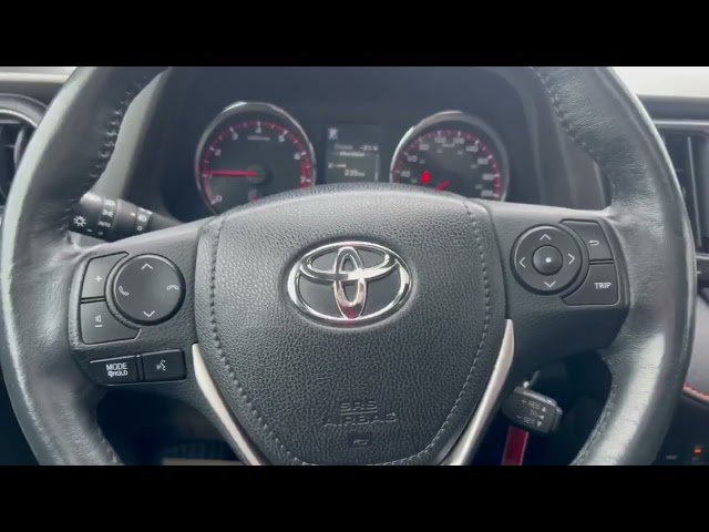 2016 Toyota RAV4 in Cars & Trucks in Annapolis Valley