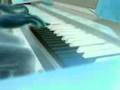 videos de L theme on piano