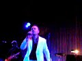 darren hayes sings with a fan nyc june 26 07