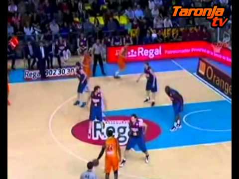 Adam Hrycaniuk debuta en la Liga Endesa