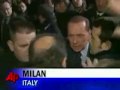 Берлускони получил по морде! Berlusconi in knockout