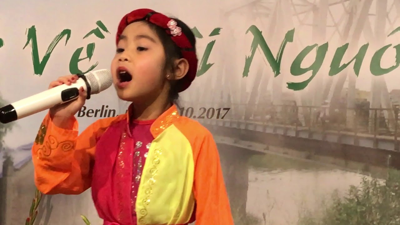 "HOA THƠM BƯỚM LƯỢN", DO BÉ NGỌC THẢO MỪNG HỘI ĐH BẮC GIANG