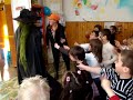 www.zurli.roO vrajitoare zgubilitica ce vrea sa strice petrecerile copiilor, mai ales acolo unde ei se distreaza de minune.