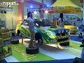 Femei Second-Hand la salonul de tuning Femei Second-Hand la salonul de tuning