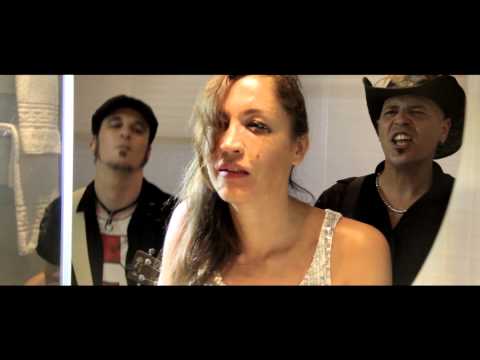 E Stim - Dirigit per Adrián Cardona i Toni Tur. Guió: Toni Tur, Adrián Cardona, David Serra, Joan Barbé. Edició i post-producció: Adrián Cardona i Toni Tur. Càmera: A...