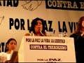 Almudena Grandes lee el comunicado