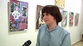 65 портретів матусь презентували діти