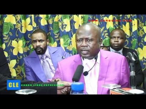 Fr Patrice NGOY MUSOKO face à ses fidèles à Bruxelles