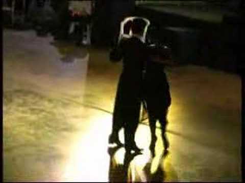 Geraldine y Javier - Danzarin (2003)