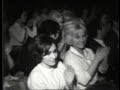 bernard tapie (tapy) chante qu'il ne croit plus aux filles.