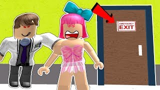 Do Not Play Roblox At Grandma S House Roblox Escape The Evil