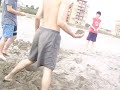 ART ATTACK en la playa HD