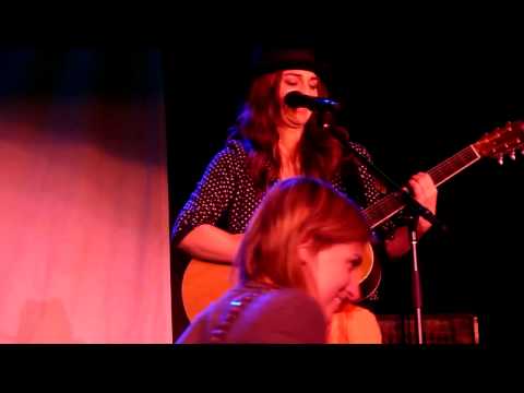Sara Bareilles Being Hilarious