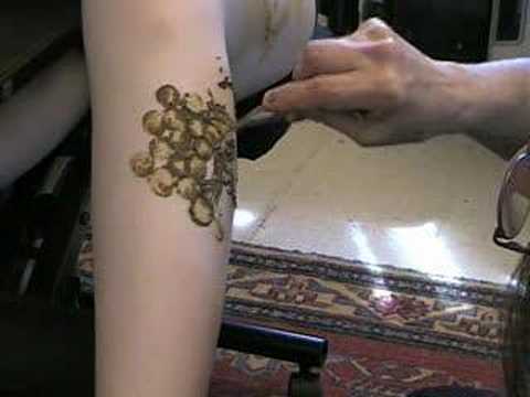 "chiaroscuro" henna