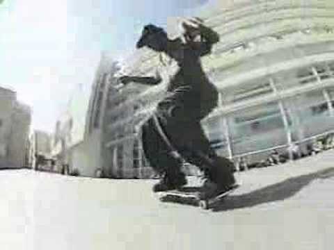 Gangster Skater VS. Punk Skater