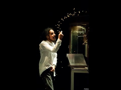 UNE TROP BRUYANTE SOLITUDE / AFSHIN GHAFFARIAN