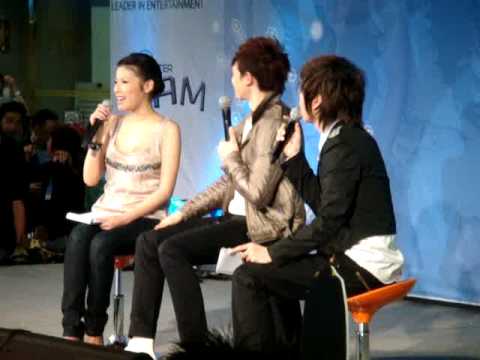 081219 - NichKhun 2PM 1/3 @Siam
