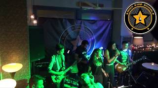 Last Resort - Papa Roach - Cover by Rock Star School