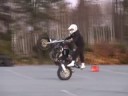 Kevin Heikelberg stuntar med 600cc Kevin Heikelberg stuntar med 600cc