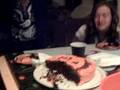 videos de NICK JOnas and EMO kid have cake war!!!!