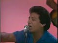 CANTANDO
