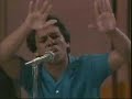 CANTANDO