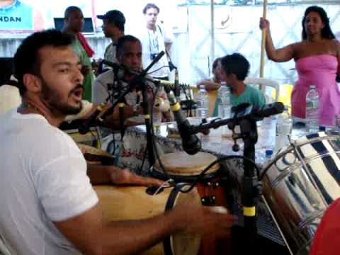 Samba do Trabalhador - Samba do Trabalhador, Plena Segunda Feira as 14:00 hs no clube Renascenço Clube, Rio de Janeiro.