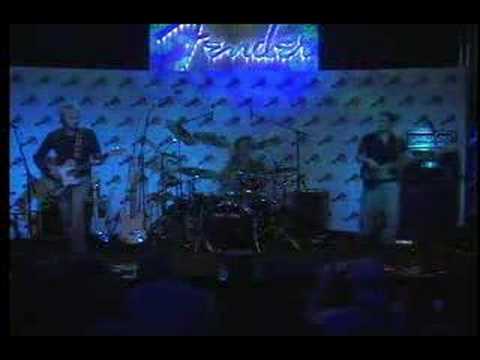 Fender at NAMM 2008: Jeff Kollman/Cosmosquad (1)