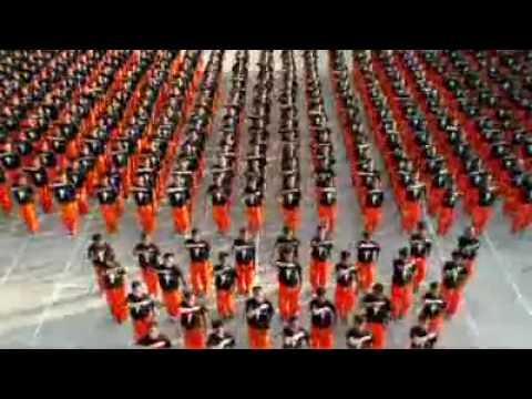 homenagem - Os detentos de uma prisão de Cebu (região central das Filipinas) fizeram nova homenagem ao cantor Michael Jackson --morto no ano passado. Há mais de dois ano...