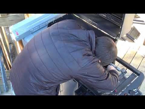 how to change battery on weber q