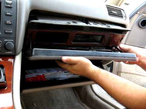 How to Remove CD Changer from 1998 Lexus LS400 for Repair.