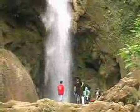 Kouangsi Waterfall near Luang ...
