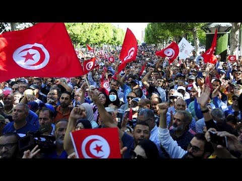 Tunesien: Tausende Menschen in Tunis fordern Rcktr ...