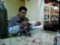 Artesano del vidrio egipcio