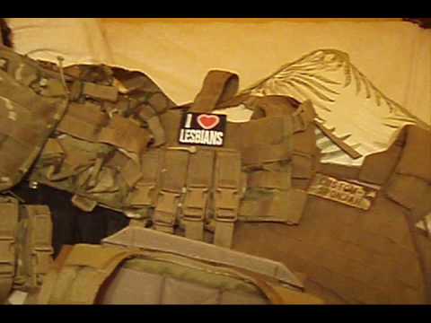 how to fasten cummerbund