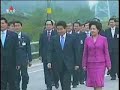 DEMILITARIZED ZONE, South Korea, Oct. 2 (Xinhua) -- South Korean President Roh Moo-hyun crossed the Military Demarcation Line (MDL) on foot Tuesday, taking a landmark step into the Democratic People's Republic of Korea (DPRK).     Roh, who will hold a summit with top DPRK leader Kim Jong Il from Tuesday to Thursday, became the first-ever leader from the South to walk across the border, which symbolizes more than half a century of estrangement since the 1950-1953 Korean War.     Prior to the historic step at around 9:05 a.m. (0005 GMT), Roh said he will make efforts to bring about peace and prosperity on the Korean Peninsula.     