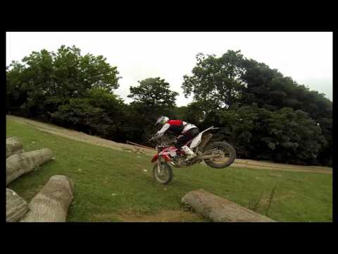 beta - A Mystery Rider takes a 2014 Beta Enduro Bike from Edmondson Racing for a test ride.