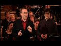 on ne pr�sente plus jean-fran�ois zygel. ses �missions cet �t� sur france 2 ont rencontr� un immense succ�s ; ses le�ons de musique en dvd s'arrachent et se d�clinent maintenant au th��tre du ch�telet, � toulouse, dans de nombreux festivals...
pianiste, improvisateur, compositeur, il est surtout un p�dagogue g�nial dans cette s�rie des 