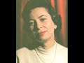 o estilo inconfund�vel de m� teresa de noronha (paraty), condessa de sabrosa, pelo seu casamento com d. jos� ant�nio ser�dio, guitarrista amador e grande amante de fado, neste fado com letra de jos� mariano, interpretado na marcha de manuel maria.
