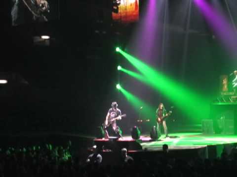 Guns n Roses Quebec / DJ Ashba Solo